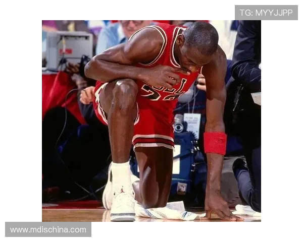 乔丹克拉克森的篮球之路：从新秀到全明星的华丽转身